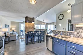 Westbrook Home w/ Ocean Views - Walk to Beach - Innvendig
