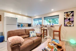 2 Mi to St Edward State Park: Ground-Level Studio - Interior