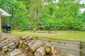 2 MI to the Lake: Mecosta Getaway With Fire Pit! - Interior