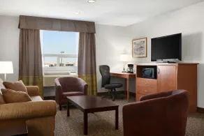Super 8 by Wyndham Regina - Chambre