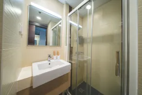 MIJ (KAI TAK) HOTEL - Badeværelse