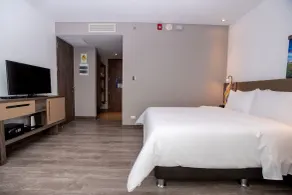 Hampton by Hilton Lima San Isidro - Room