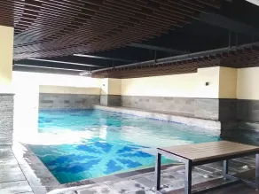 Good Choice Studio Apartment At Tamansari La Grande - Piscine