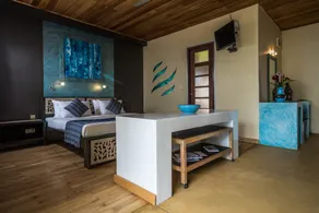 Yasmin Hill Longevity Oasis - Chambre