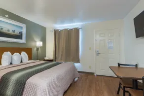 HomeTowne Studios by Red Roof Dallas - Irving - Chambre