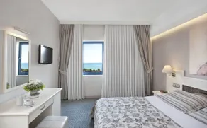 Sunrise Resort Hotel - Room