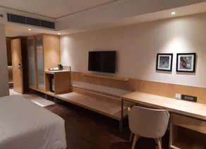The Gaurs Sarovar Premiere - Room