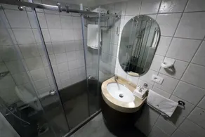 Sands Hotel - Baño
