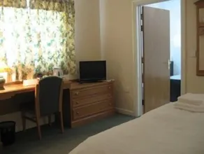 Hazelwood House - Room