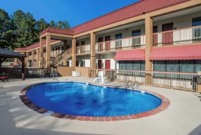 Red Roof Inn Tupelo - Pool