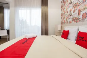 RedDoorz Plus at Riverside Malang - Chambre