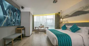 美豪丽致酒店重庆李子坝两路口地铁站店 - Værelse