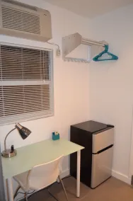 Snooze - Bathroom