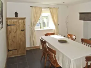 New Cottage Farm - Interior