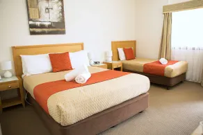 Colonial Lodge Motor Inn - Zimmer