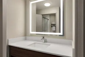La Quinta Inn & Suites by Wyndham Peru Starved Rock St Park - Salle de bain