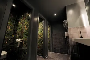 Revolver Glasgow - Bathroom