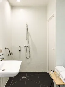 Hôtel Paradis - Salle de bain