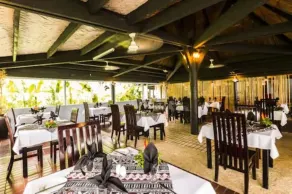 Tambua Sands Beach Resort - Restaurant