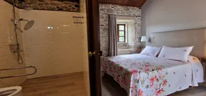 Habitaciones La Cuevona de Guitiriz,Parga, en el camino norte Lugo - Værelse