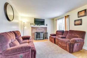 Quiet Cheektowaga Retreat: 23 Mi to Niagara Falls! - Interiör