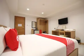 Super OYO 483 Pannee Hotel Khaosan - Room
