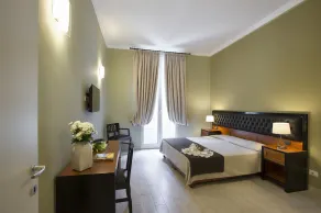 Hotel Ambasciatori - Chambre