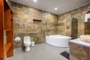 Hotel Casablanca Tortuguero - Bathroom