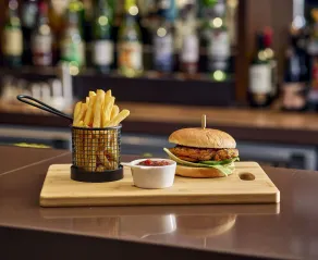 Holiday Inn Express London Stratford by IHG - Restaurant