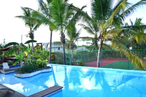 Le Gite du Bonheur Guest House & Car Rental - Pool