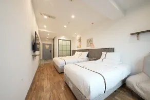 Chongqing Qiansu Qingpan Hotel解放碑洪崖洞店 - Room