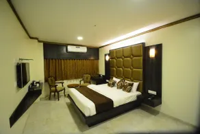 Hotel 24 Seven - Room