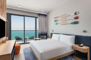 Hampton by Hilton Marjan Island - Room