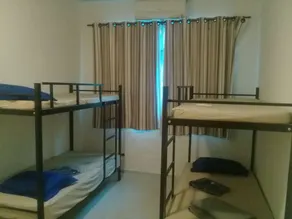 Hostel Residential Inn - Room