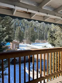 Bellamys Ski Haus - Chambre