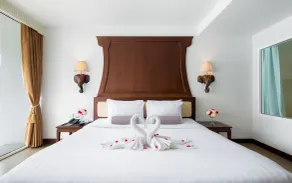 Aiyara Grand Hotel - Chambre