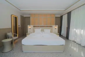 Riahi Villas by Swiss-Belhotel, Nirup Island - Chambre