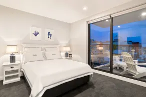 The Hamptons Apartments - Port Melbourne - Room