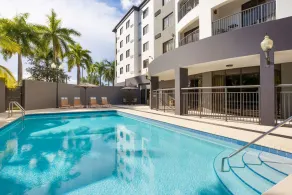 Courtyard by Marriott Miami at Dolphin Mall - Piscine