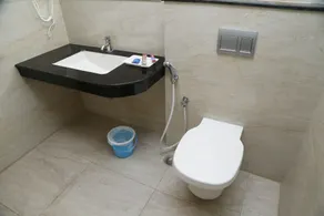 Grand Plaza - Bathroom