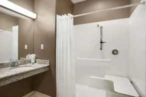 Microtel Inn & Suites by Wyndham Cambridge - Salle de bain