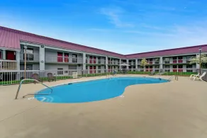 Red Roof Inn Kingsport - Piscine
