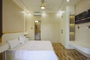 Celestia Hue Villa - Room