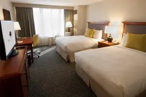 DoubleTree by Hilton Chicago - Oak Brook - Room