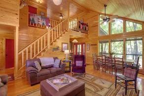 Roomy Riverfront 'trout Valley Cabin' w/ Porch! - Innenbereich