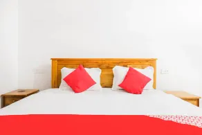 OYO Heaven Holidays - Room