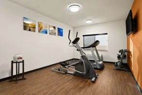 Comfort Suites University - Salle de remise en forme