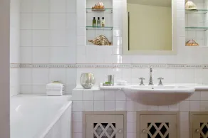 Château Ormes de Pez - Bathroom