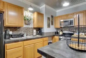 Greenwood Apt: 2 Mi to Self Regional Med Center! - Interiör