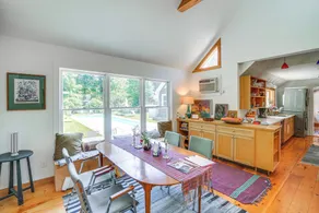 9 Mi to Dtwn Hudson: Pet-friendly Home w/ Pool - Interior
